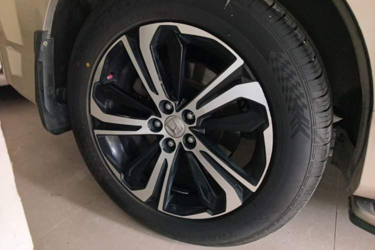 Used Honda UR-V 2017 370TURBO 2WD Prestige Edition China V Right Rear Wheel Hub