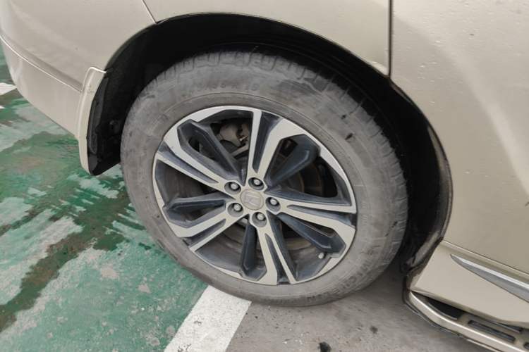 Used Honda UR-V 2017 370TURBO 2WD Prestige Edition China V Right Rear Wheel Hub