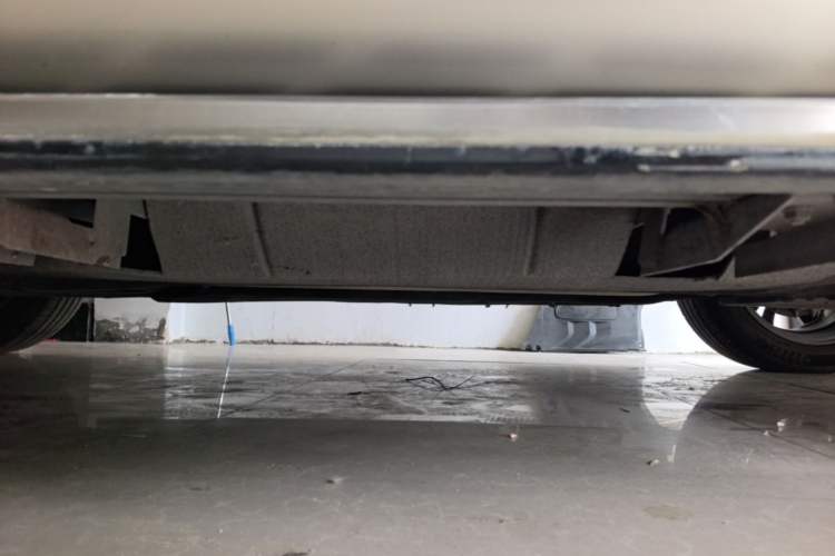 Used Honda UR-V 2017 370TURBO 2WD Prestige Edition China V Right Side Sill