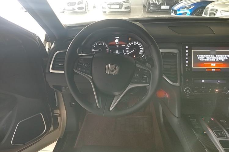 Used Honda UR-V 2017 370TURBO 2WD Prestige Edition China V Steering Wheel