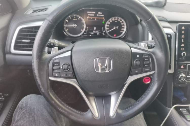 Used Honda UR-V 2017 370TURBO 2WD Prestige Edition China V Steering Wheel