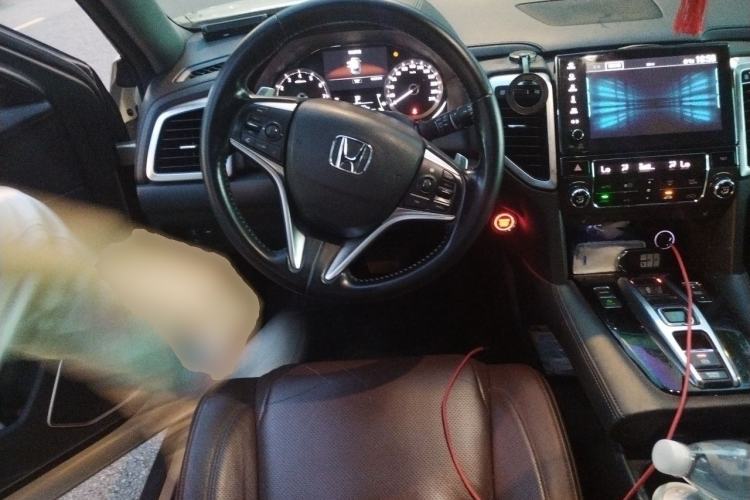 Used Honda UR-V 2017 370TURBO 2WD Prestige Edition China V Steering Wheel