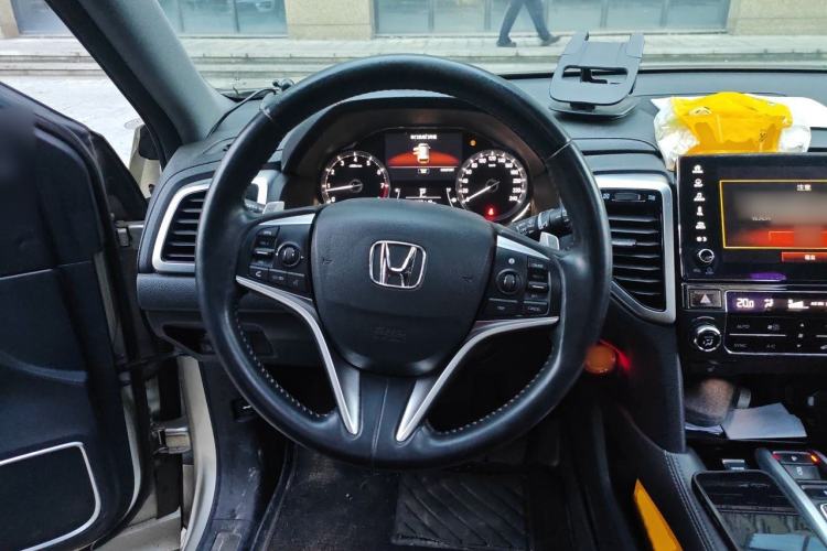 Used Honda UR-V 2017 370TURBO 2WD Prestige Edition China V Steering Wheel