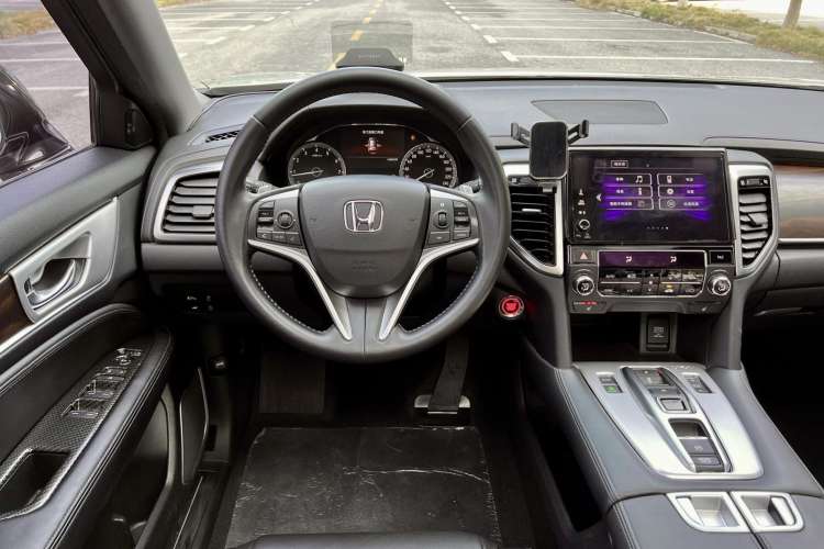 Used Honda UR-V 2017 370TURBO Four-Wheel Drive Prestige Edition China V Steering Wheel