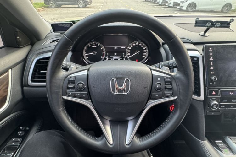 Used Honda UR-V 2017 370TURBO 2WD Prestige Edition China V Steering Wheel