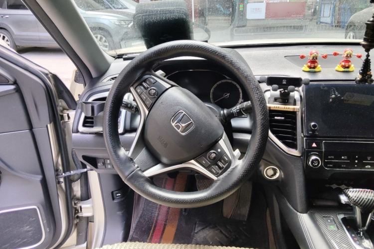 Used Honda UR-V 2017 240TURBO Two-Wheel Drive Classic Edition China V Steering Wheel