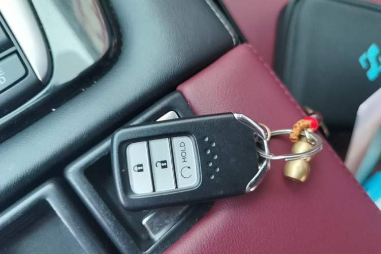 Used Honda UR-V 2017 240TURBO Two-Wheel Drive Classic Edition China V Vehicle Key
