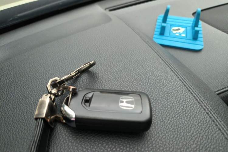 Used Honda UR-V 2017 240TURBO Two-Wheel Drive Classic Edition China V Vehicle Key