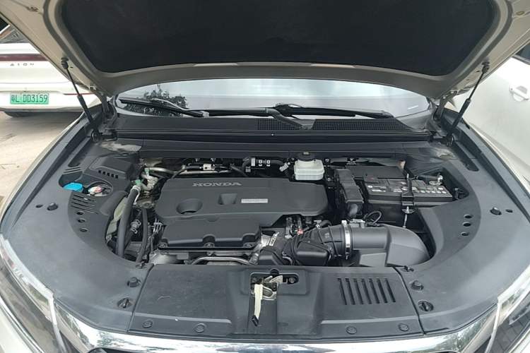 Used Honda UR-V 2017 370TURBO 2WD Prestige Edition China V Engine Bay