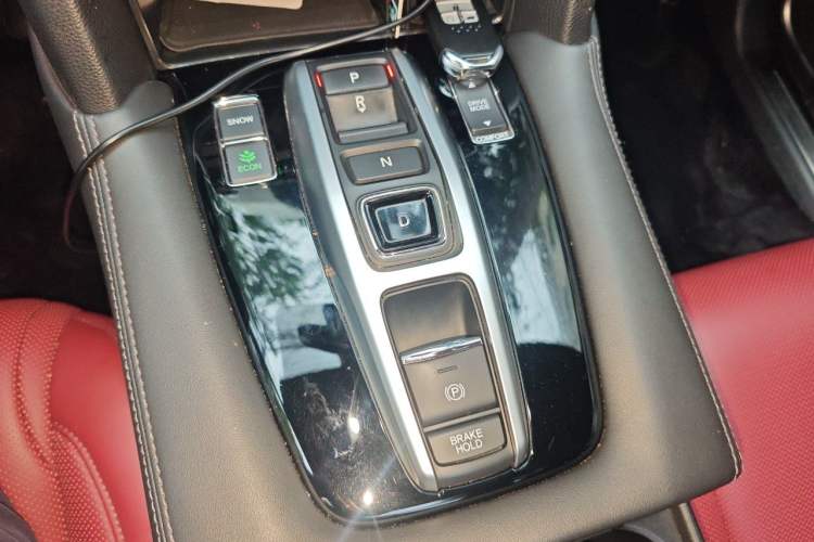 Used Honda UR-V 2017 370TURBO Four-Wheel Drive Prestige Edition China V Gear Lever