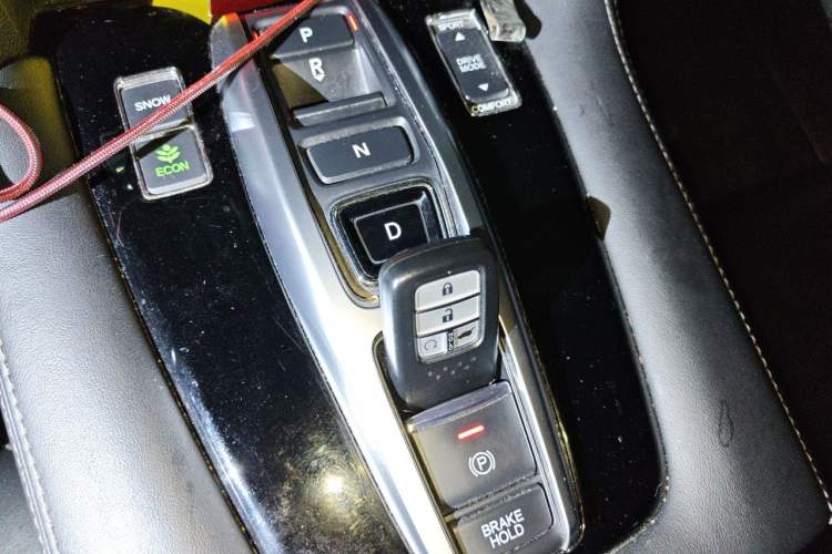 Used Honda UR-V 2017 370TURBO 2WD Prestige Edition China V Gear Lever