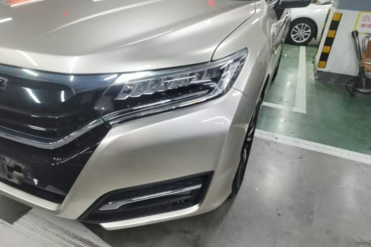 Used Honda UR-V 2017 240TURBO Two-Wheel Drive Luxury Edition China V Left Front Headlight