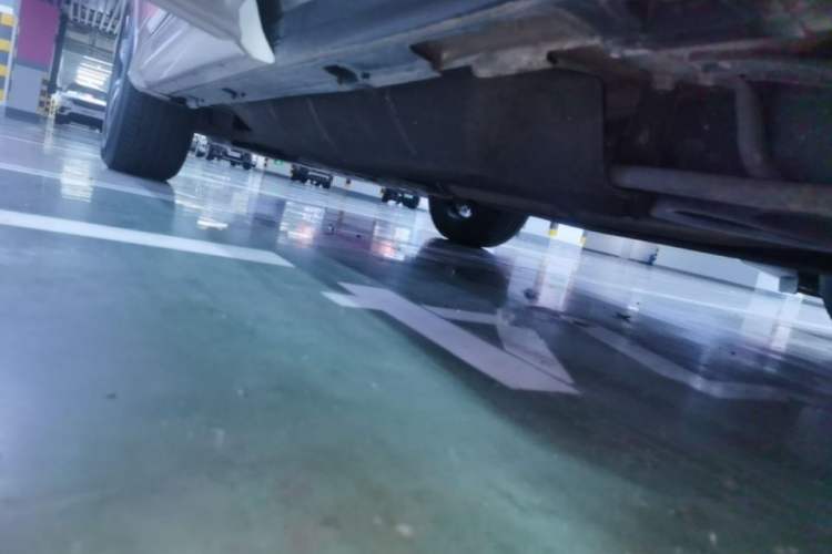 Used Honda UR-V 2017 240TURBO Two-Wheel Drive Luxury Edition China V Left Side Sill