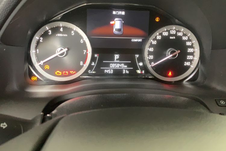 Used Honda UR-V 2017 370TURBO Four-Wheel Drive Prestige Edition China V Odometer Close Up