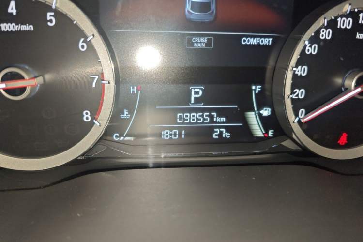 Used Honda UR-V 2017 370TURBO Four-Wheel Drive Prestige Edition China V Odometer Close Up