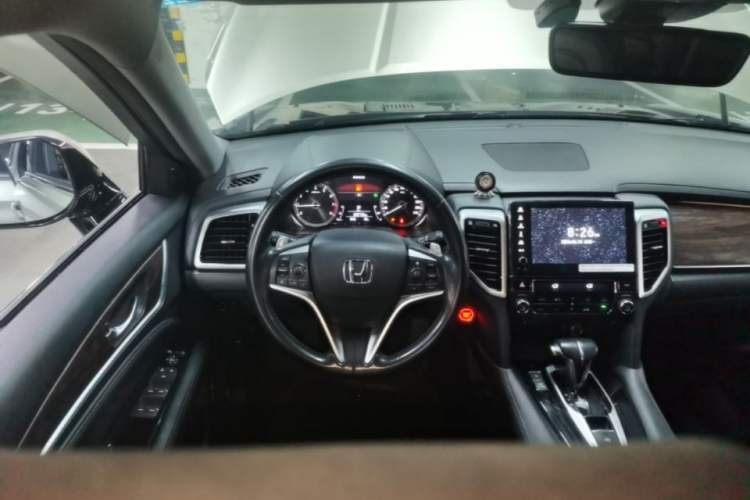 Used Honda UR-V 2017 240TURBO Two-Wheel Drive Luxury Edition China V Steering Wheel