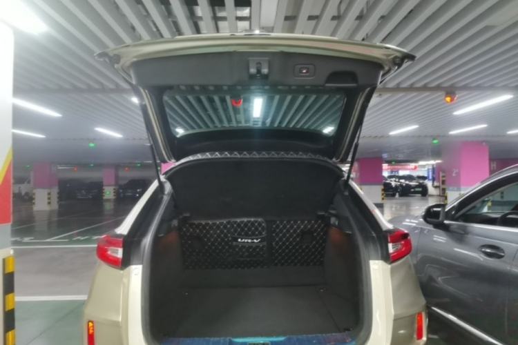 Used Honda UR-V 2017 240TURBO Two-Wheel Drive Luxury Edition China V Trunk