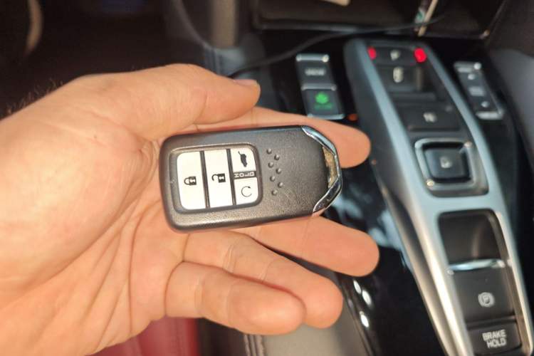 Used Honda UR-V 2017 370TURBO Four-Wheel Drive Prestige Edition China V Vehicle Key