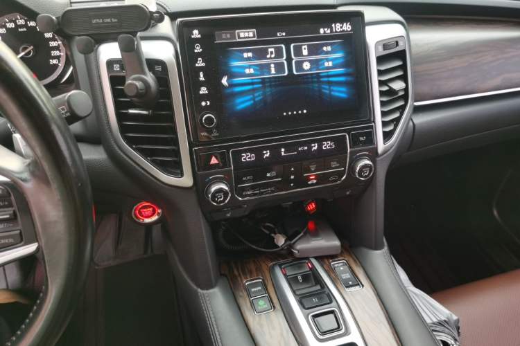 Used Honda UR-V 2017 370TURBO 2WD Prestige Edition China V Audio And AC Panel