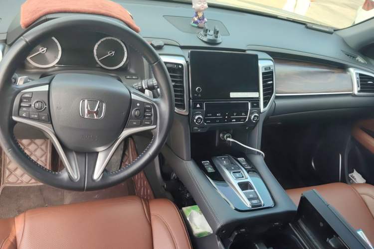 Used Honda UR-V 2017 370TURBO Four-Wheel Drive Prestige Edition China V Center Console