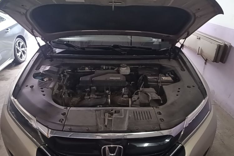 Used Honda UR-V 2017 240TURBO Two-Wheel Drive Luxury Edition China V Engine Bay