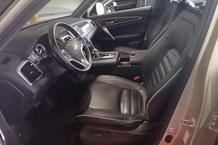 Used Honda UR-V 2017 240TURBO Two-Wheel Drive Luxury Edition China V Left Front Seat
