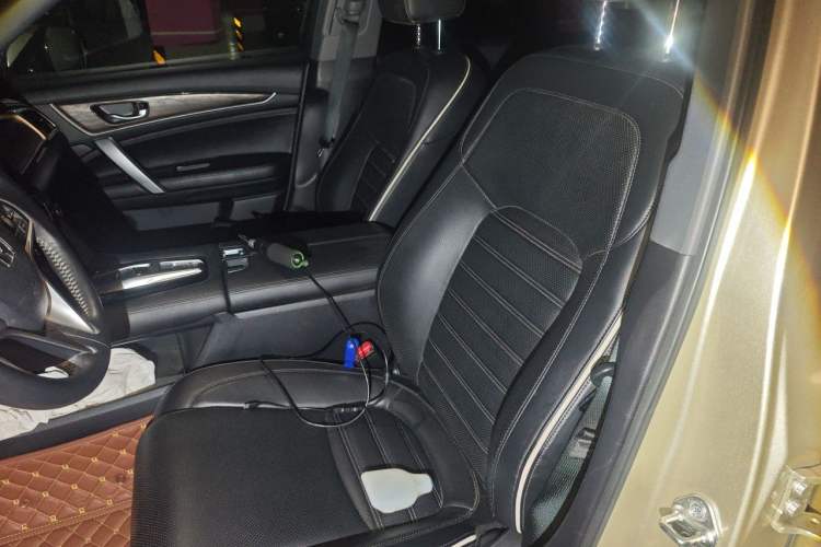 Used Honda UR-V 2017 370TURBO 2WD Prestige Edition China V Left Front Seat