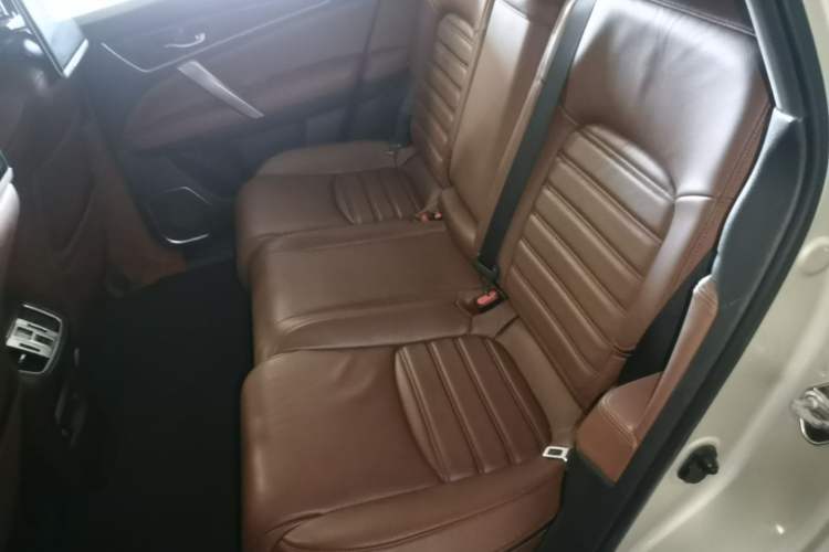 Used Honda UR-V 2017 370TURBO Four-Wheel Drive Prestige Edition China V Left Rear Seat