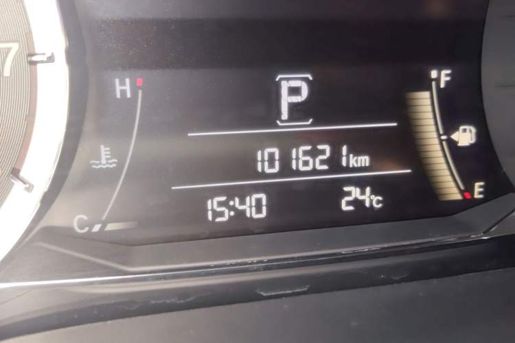 Used Honda UR-V 2017 370TURBO Four-Wheel Drive Prestige Edition China V Odometer Close Up