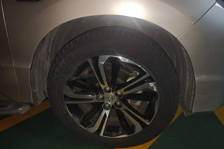 Used Honda UR-V 2017 370TURBO 2WD Prestige Edition China V Right Front Wheel Hub