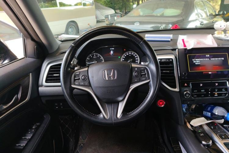 Used Honda UR-V 2017 370TURBO Four-Wheel Drive Prestige Edition China V Steering Wheel