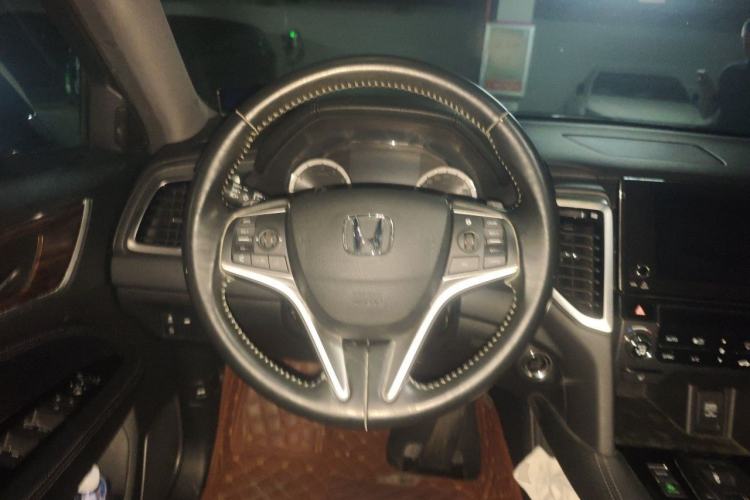 Used Honda UR-V 2017 370TURBO 2WD Prestige Edition China V Steering Wheel