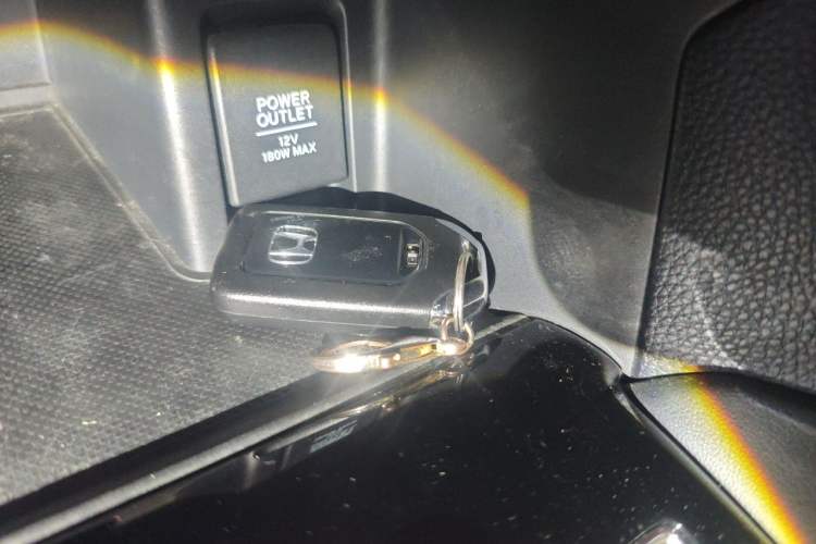 Used Honda UR-V 2017 370TURBO 2WD Prestige Edition China V Vehicle Key