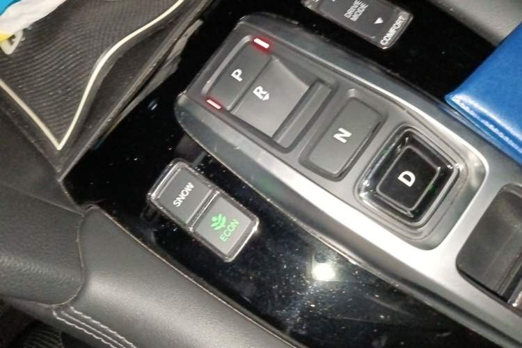 Used Honda UR-V 2017 370TURBO Four-Wheel Drive Prestige Edition China V Gear Lever