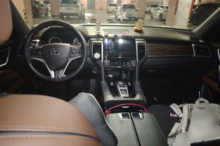 Used Honda UR-V 2017 370TURBO 2WD Prestige Edition China V Center Console