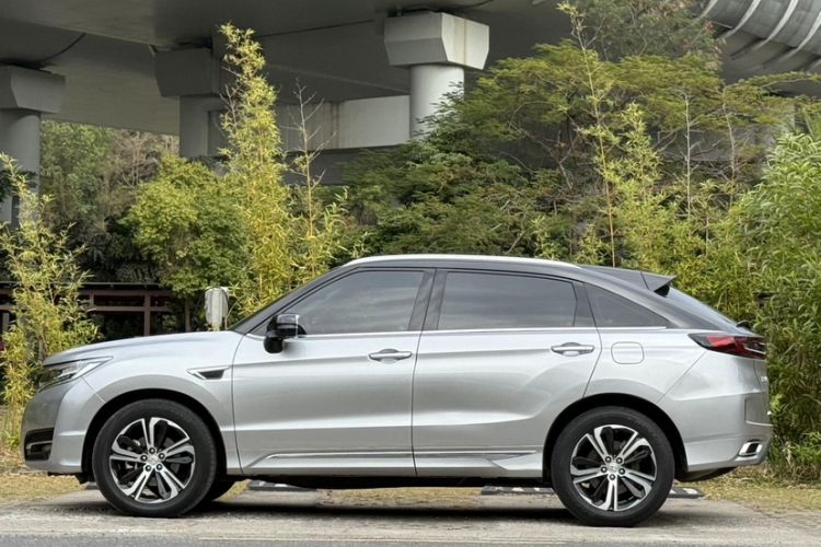 Used Honda UR-V 2017 370TURBO Four-Wheel Drive Prestige Edition China V Exterior 4