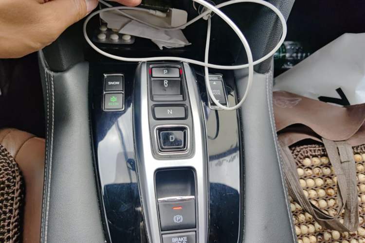 Used Honda UR-V 2017 370TURBO Four-Wheel Drive Prestige Edition China V Gear Lever