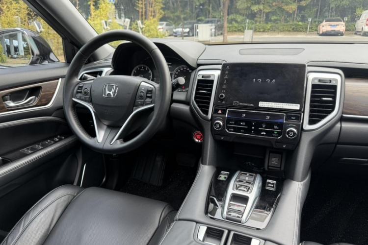 Used Honda UR-V 2017 370TURBO Four-Wheel Drive Prestige Edition China V Interior 8