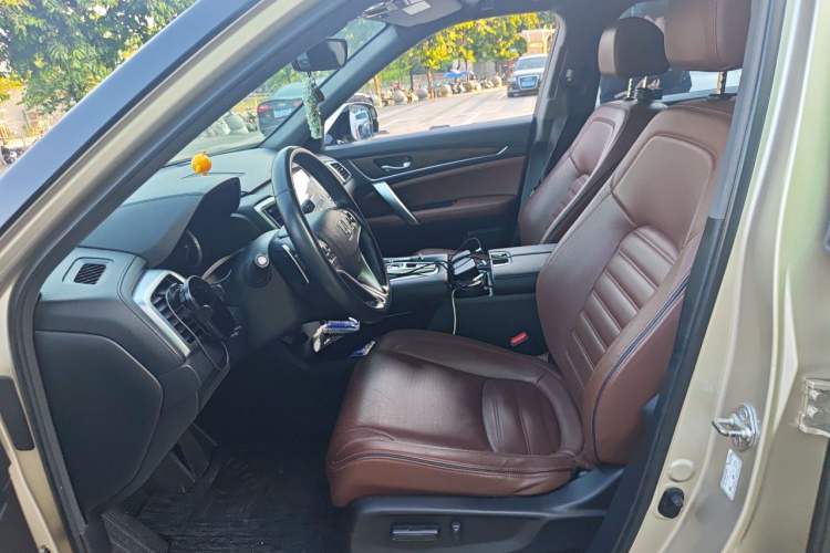 Used Honda UR-V 2017 370TURBO Four-Wheel Drive Prestige Edition China V Left Front Seat