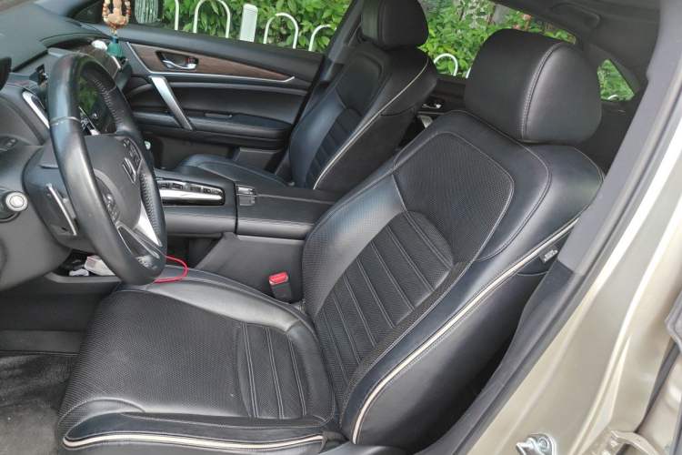 Used Honda UR-V 2017 370TURBO Four-Wheel Drive Prestige Edition China V Left Front Seat