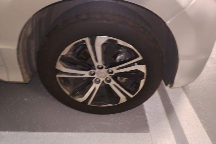 Used Honda UR-V 2017 370TURBO 2WD Prestige Edition China V Right Front Wheel Hub