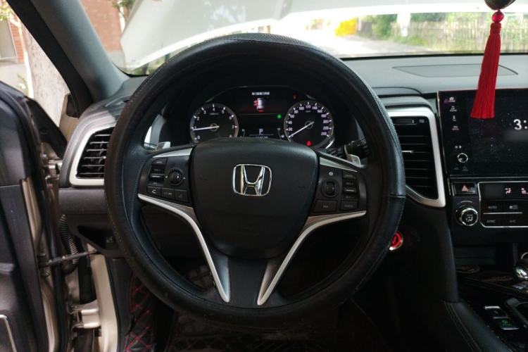 Used Honda UR-V 2017 240TURBO Two-Wheel Drive Classic Edition China VI Steering Wheel