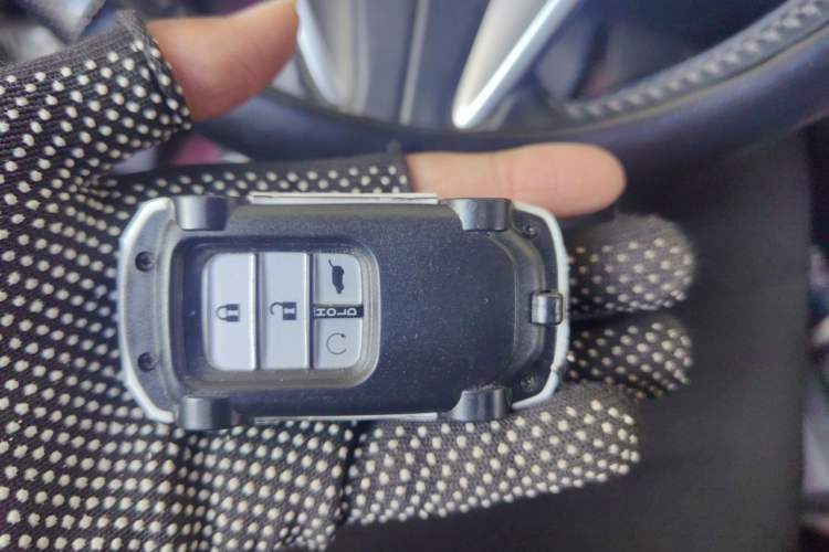 Used Honda UR-V 2017 370TURBO 2WD Prestige Edition China V Vehicle Key
