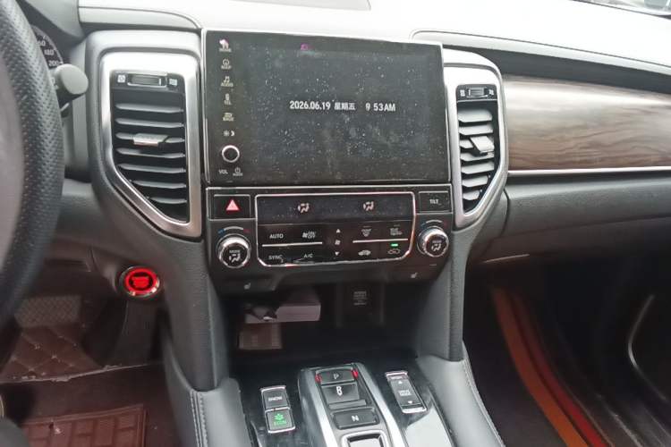 Used Honda UR-V 2017 370TURBO 2WD Prestige Edition China V Audio And AC Panel