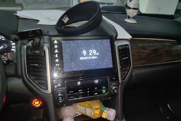 Used Honda UR-V 2017 370TURBO Four-Wheel Drive Prestige Edition China V Audio And AC Panel
