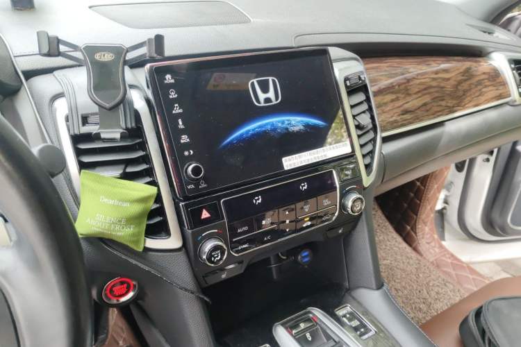 Used Honda UR-V 2017 370TURBO Four-Wheel Drive Prestige Edition China V Audio And AC Panel