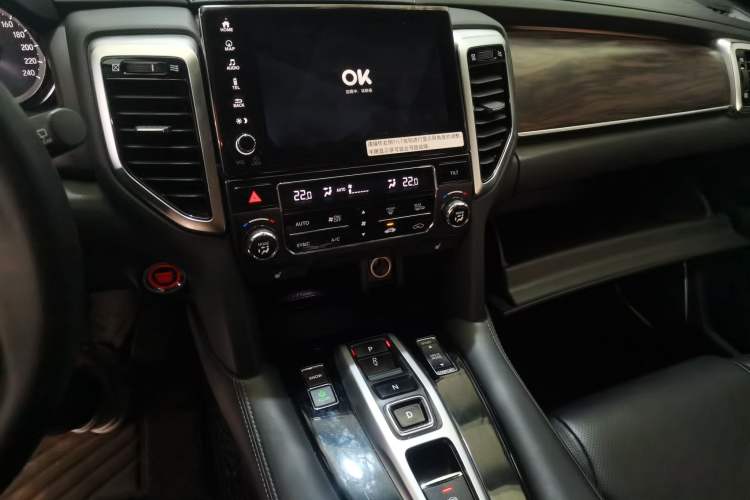 Used Honda UR-V 2017 370TURBO Four-Wheel Drive Prestige Edition China V Audio And AC Panel