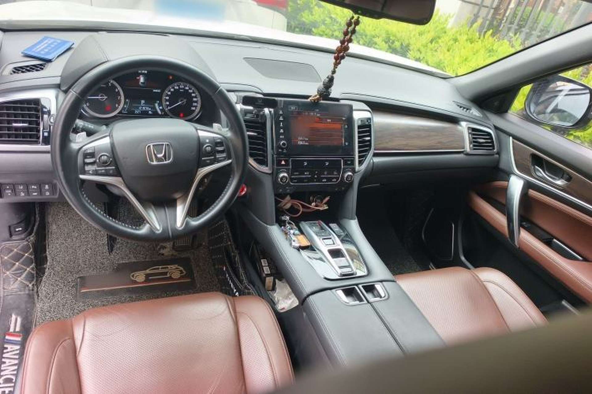 Used Honda UR-V 2017 370TURBO Four-Wheel Drive Prestige Edition China V Center Console