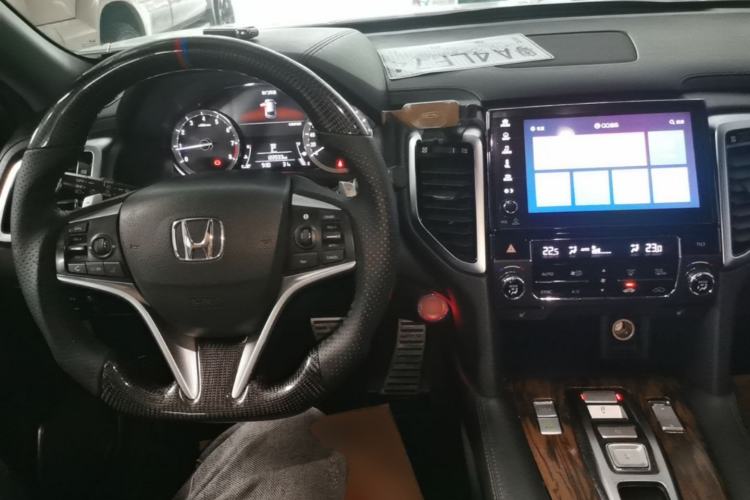 Used Honda UR-V 2017 370TURBO Four-Wheel Drive Prestige Edition China V Center Console