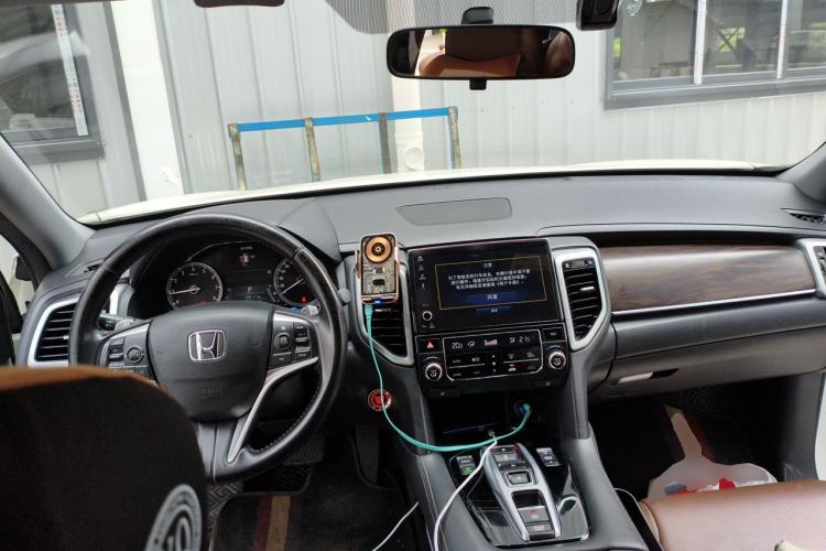 Used Honda UR-V 2017 370TURBO 2WD Prestige Edition China V Center Console